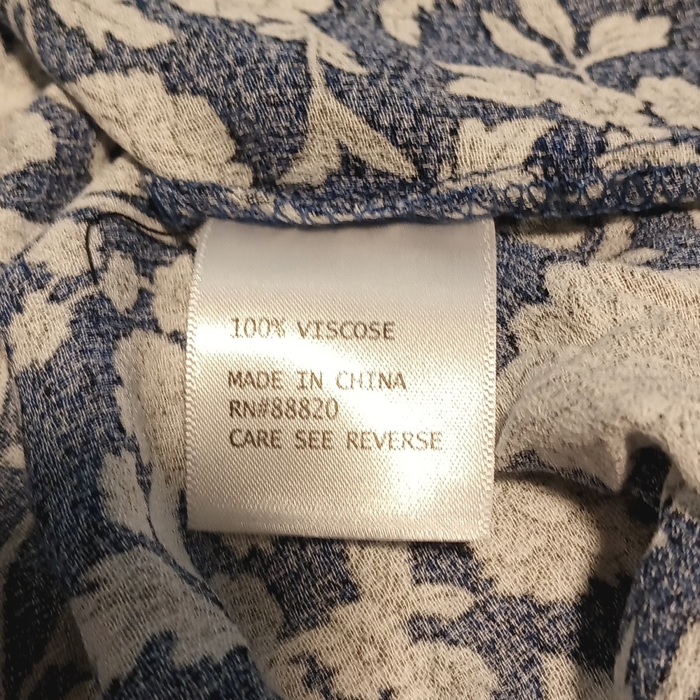 Rachel Zoe Floral Babydoll Top Blue And White - Picture 7 of 8